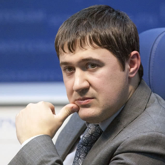 Махонин Дмитрий Николаевич